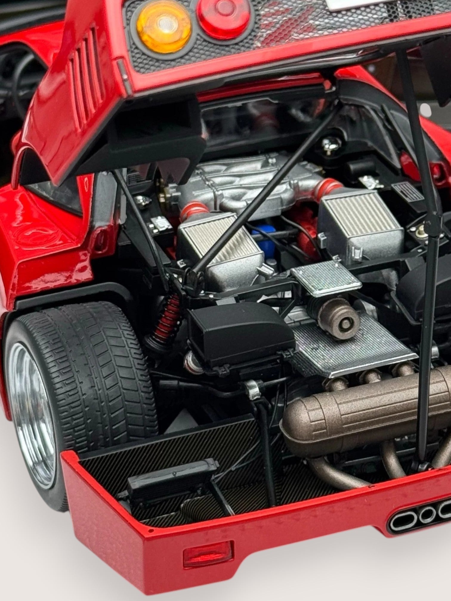 F40