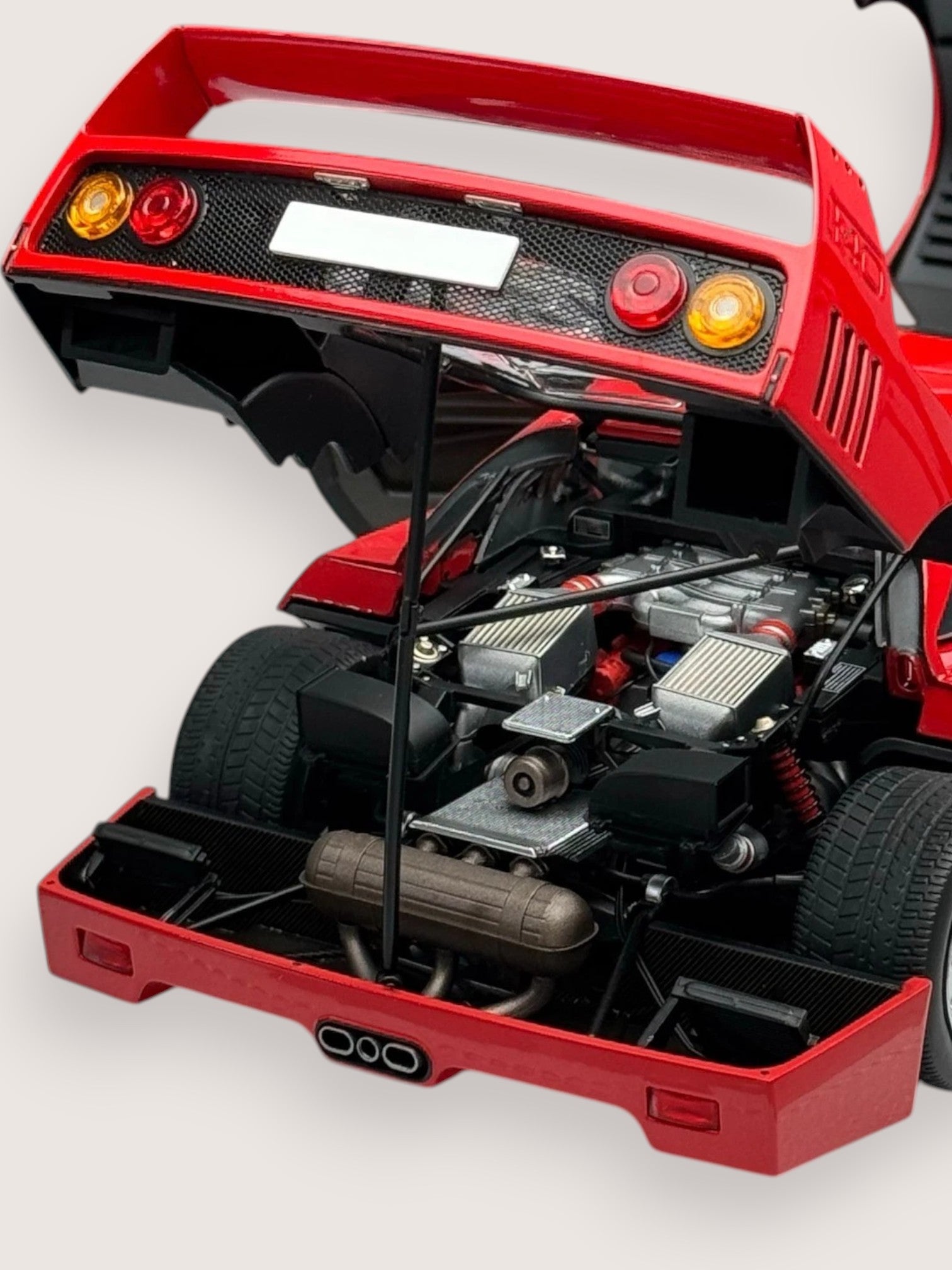 F40