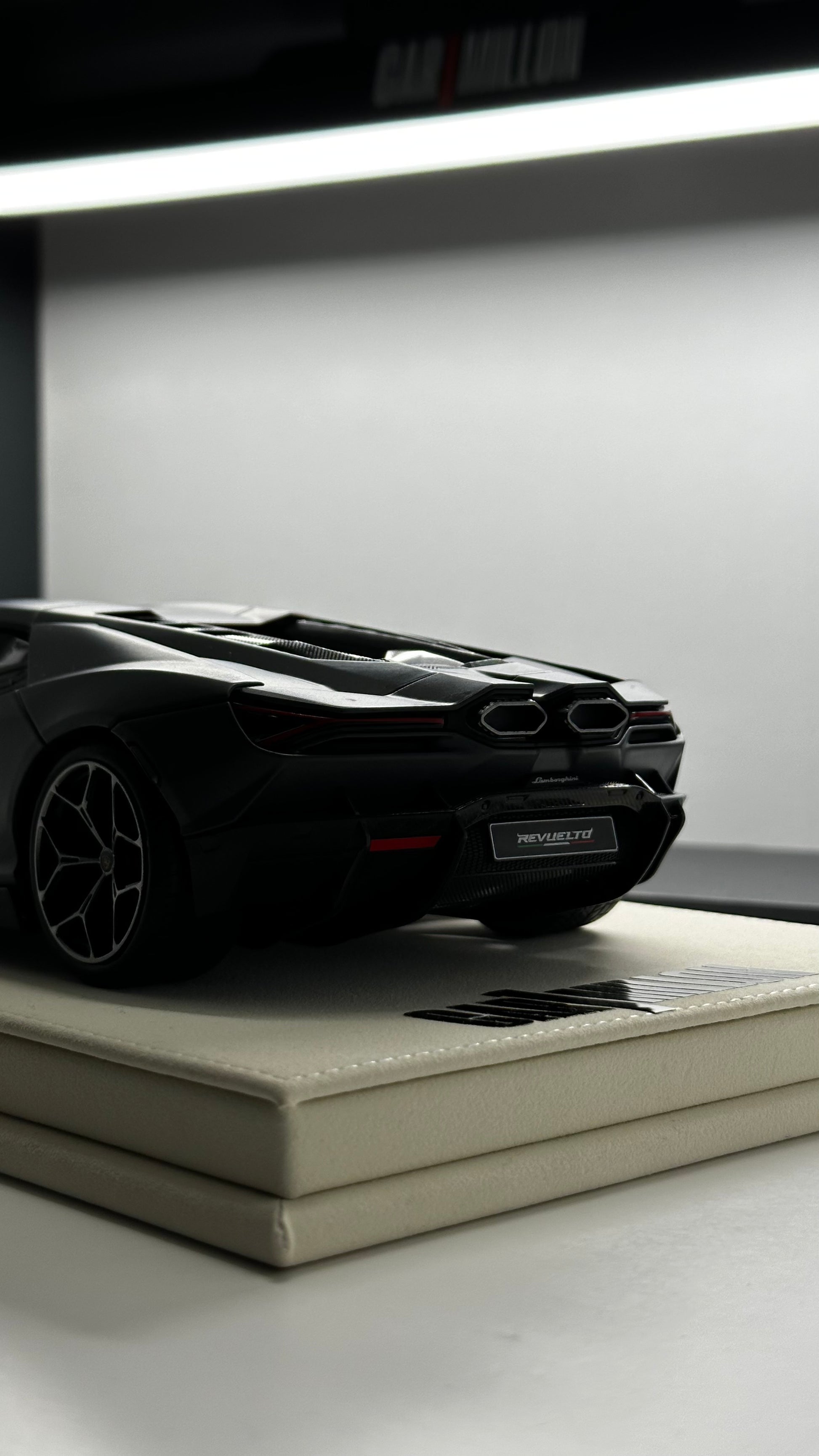 Lamborghini Revuelto