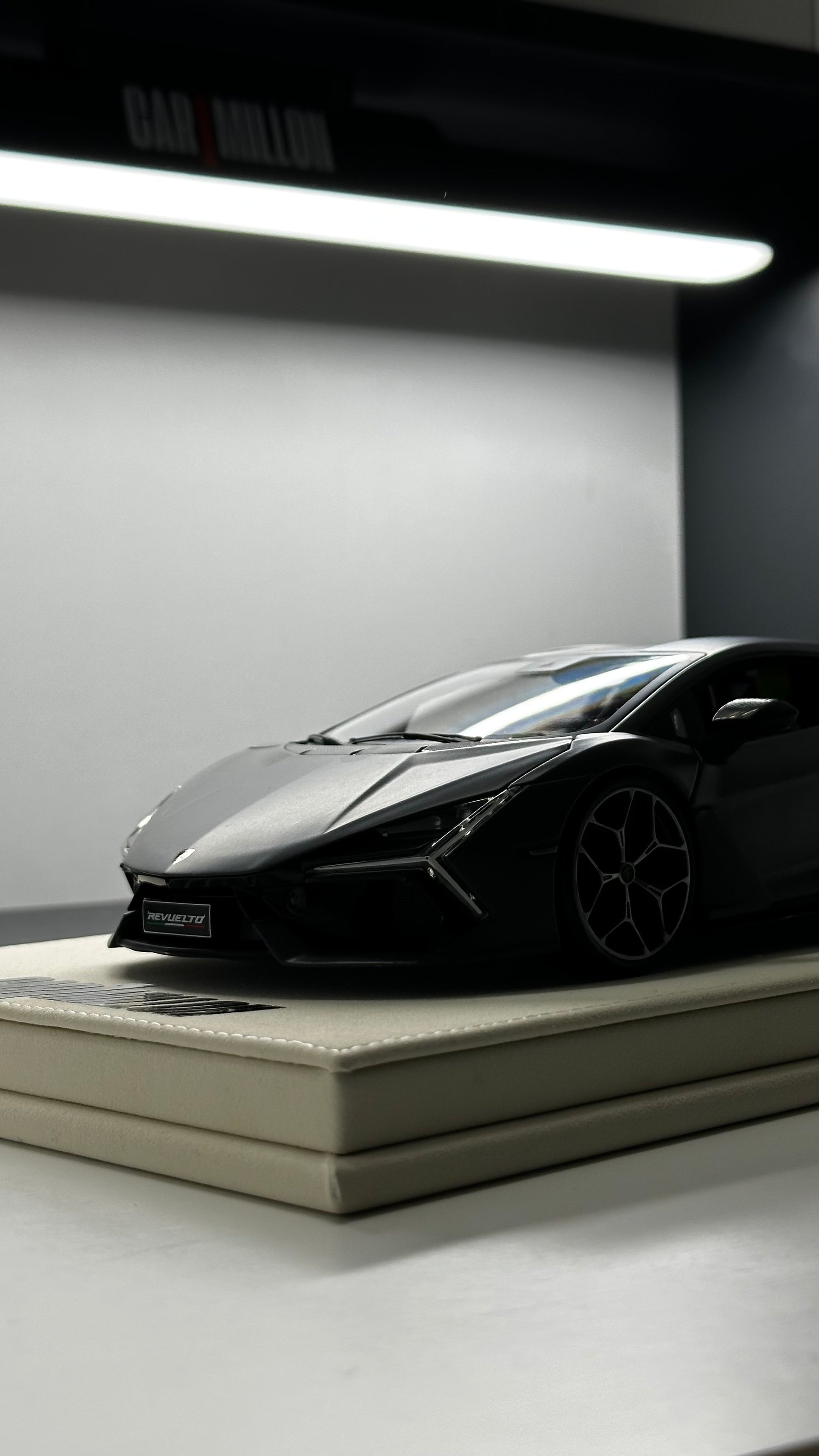 Lamborghini Revuelto