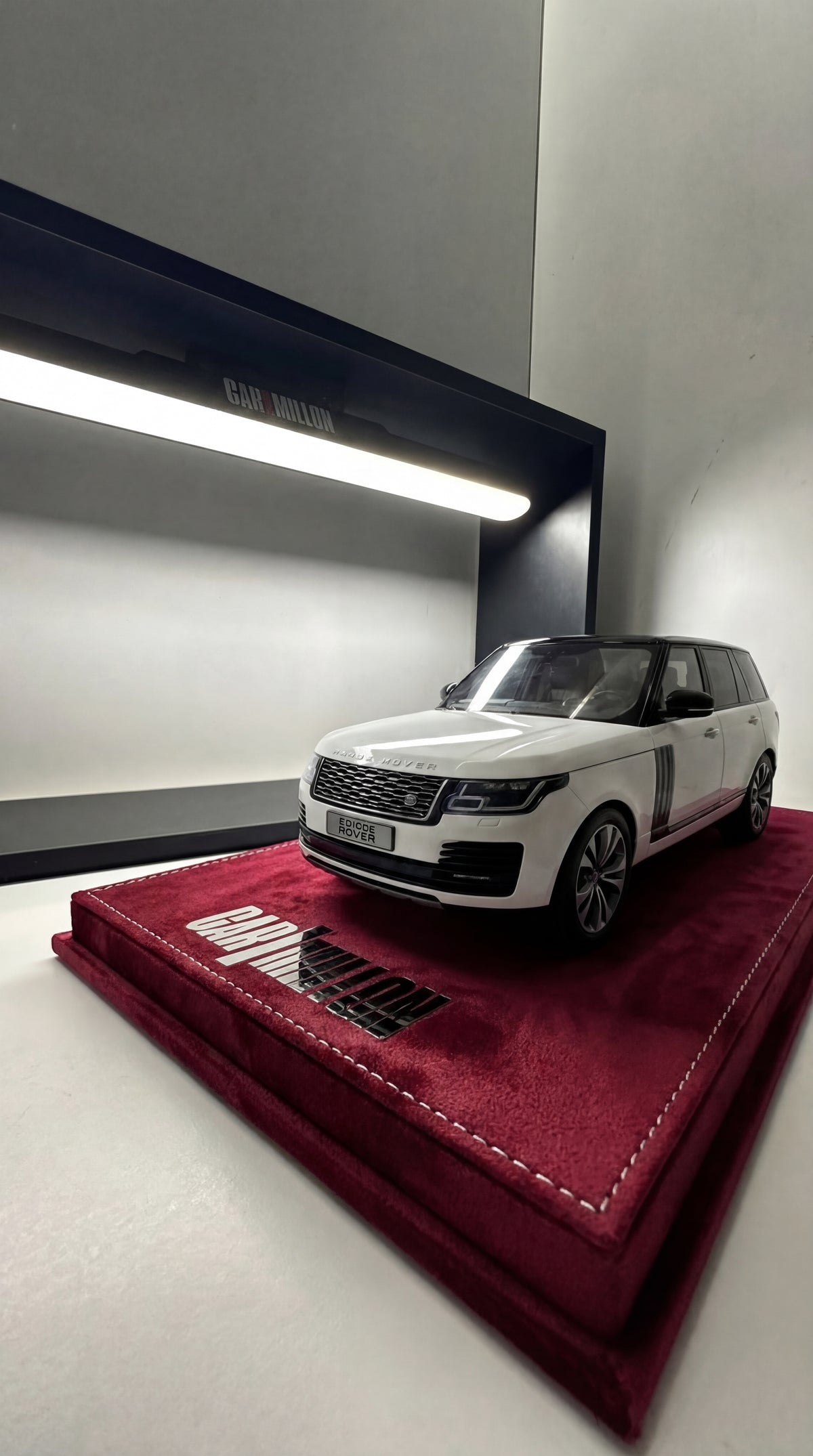 Range Rover SV